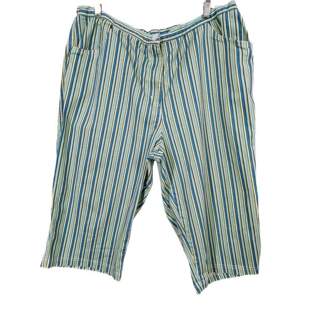 Vintage Copacabana petites size 22 striped Bermuda shorts